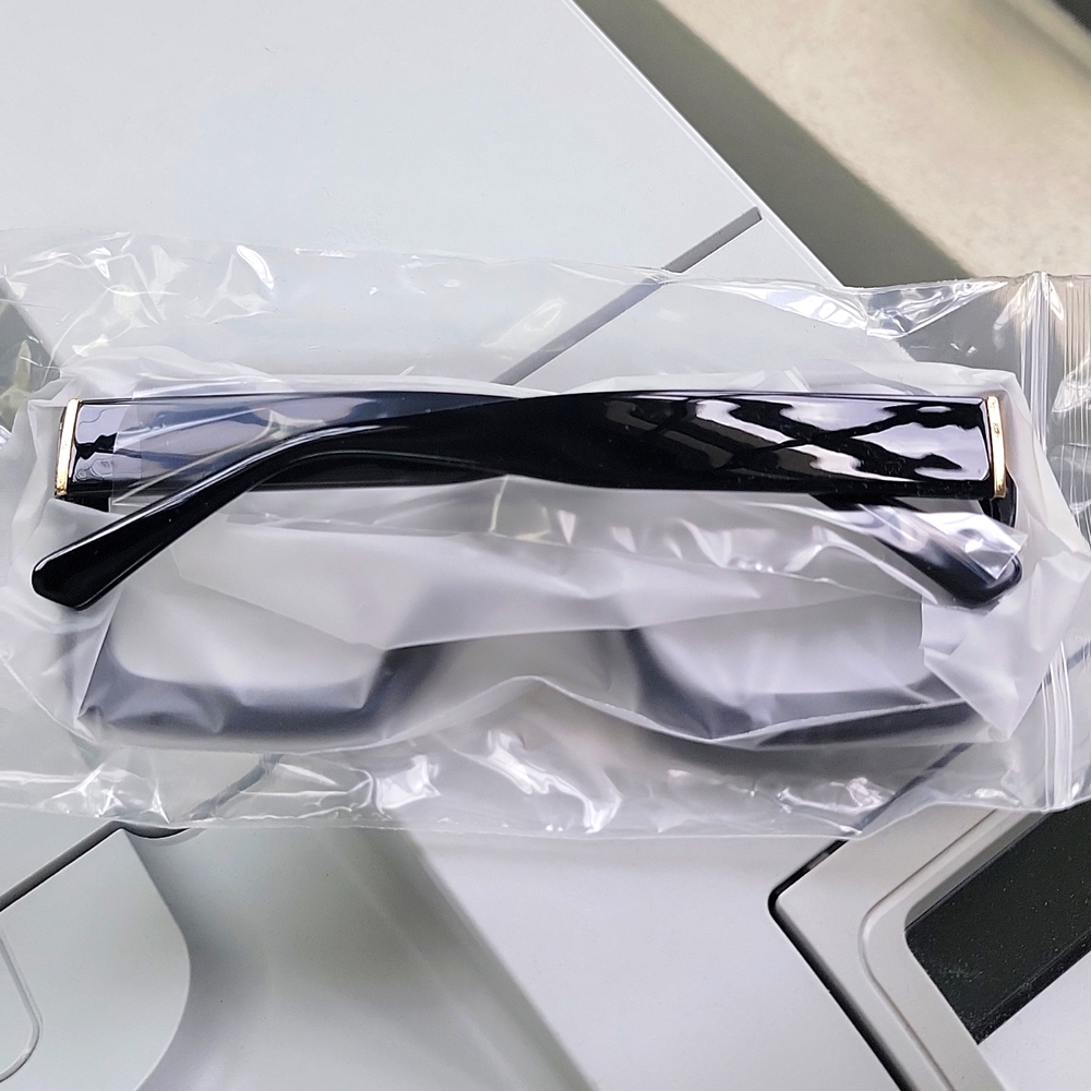 New Eyeglasses Frame Two-Color Square Frame - Picture 11 of 14